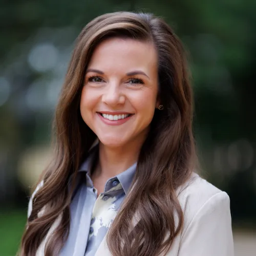 Danielle Chapman headshot